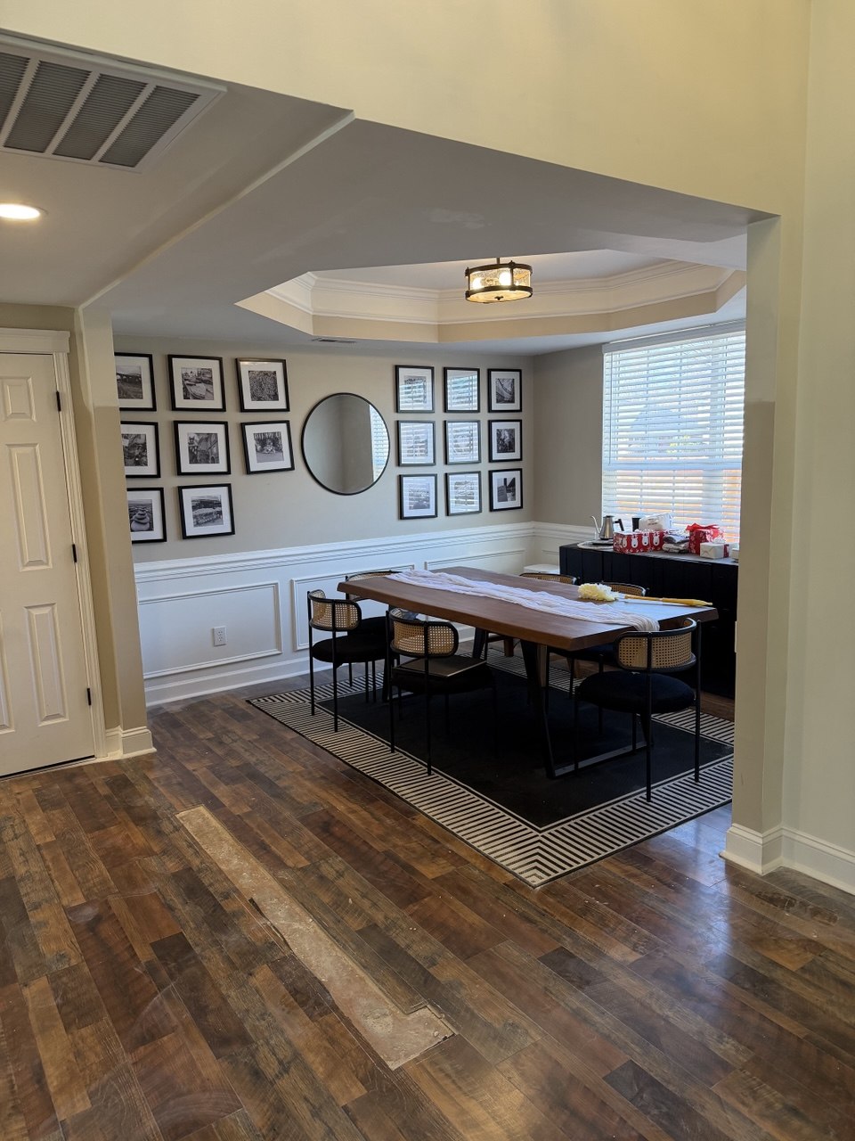 Finished interior trim and decorative molding in a Charlotte area home